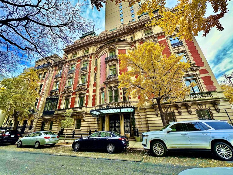 NYC10 – Day 07: Look up at that mansion on the hill